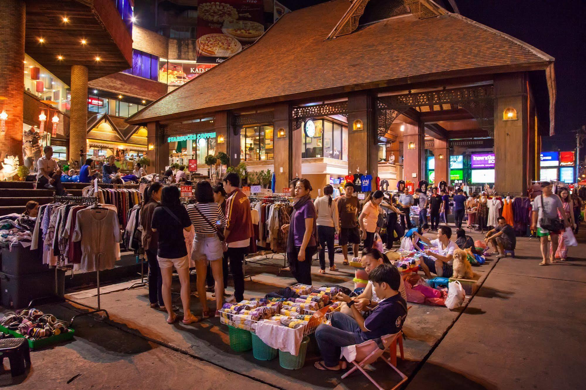 Baan Din Ki Hotell Chiang Mai Exteriör bild