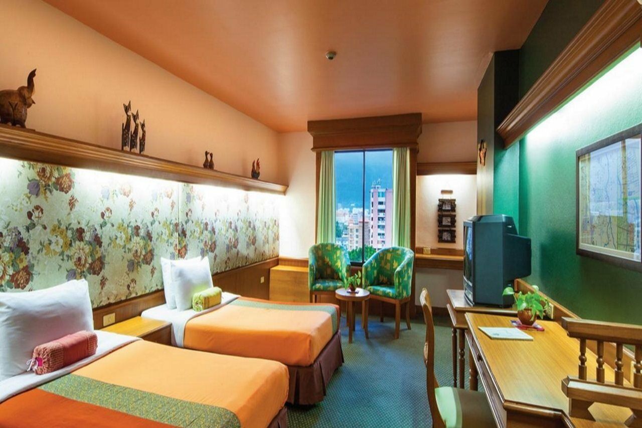 Baan Din Ki Hotell Chiang Mai Exteriör bild